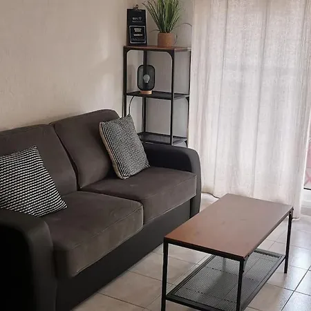 Grande Terrasse Proche Gare Et Апартаменти