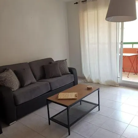 Appartement Grande Terrasse Proche Gare Et Menton