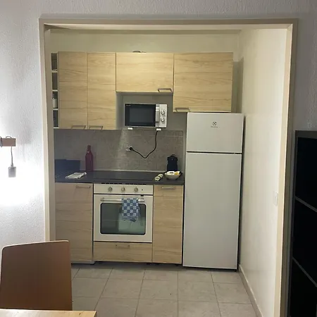 Lejlighed Grande Terrasse Proche Gare Et Menton